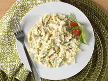 Load image into Gallery viewer, Mountain House- Fettuccine Alfredo with Chicken
